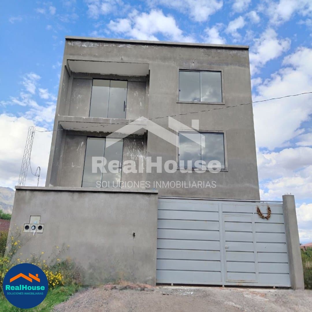 00704 – CASA EN VENTA – ZONA EL PASO