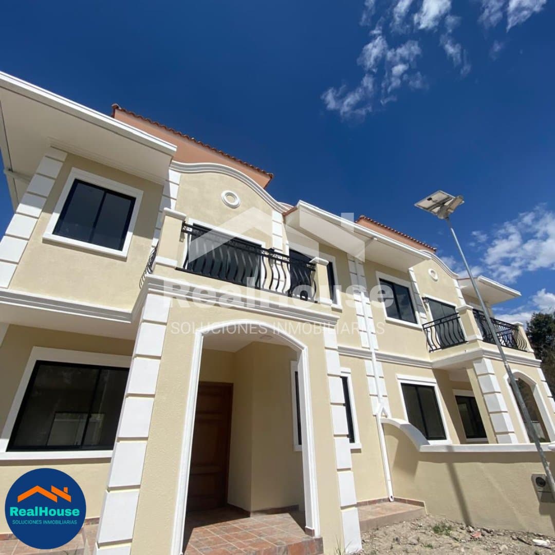 01005 – CASAS EN VENTA – ZONA COLCAPIRHUA